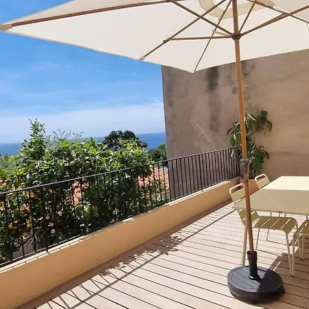 Appartement Avec Terrasse Au Centre Du Village *