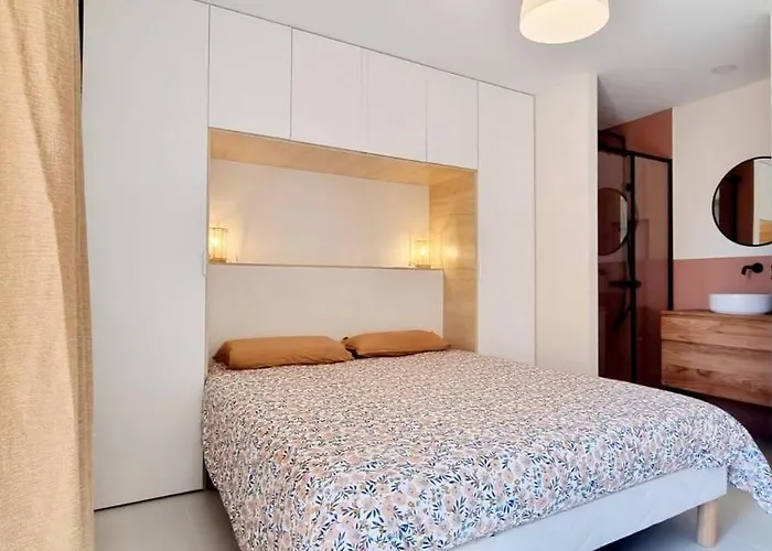 Daire Avec Terrasse Au Centre Du Village Cargèse